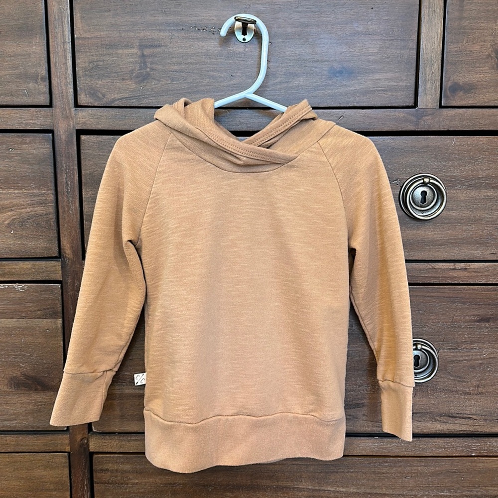 Childhoods Clothing Slub Trademark Hoodie in Camel, size 2T.